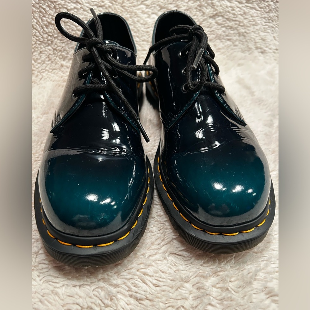 Dr. Martens Green Vegan size 42